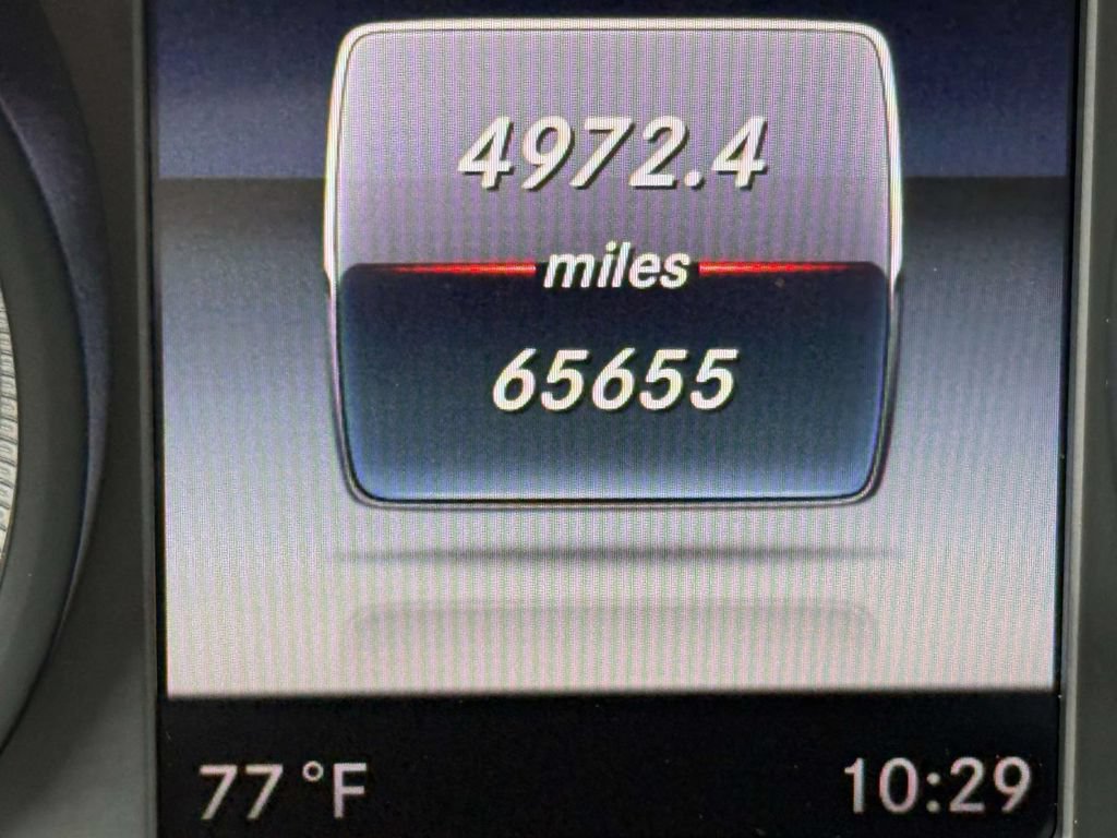 Used 2017 Mercedes-Benz GLC 300 4MATIC image 30