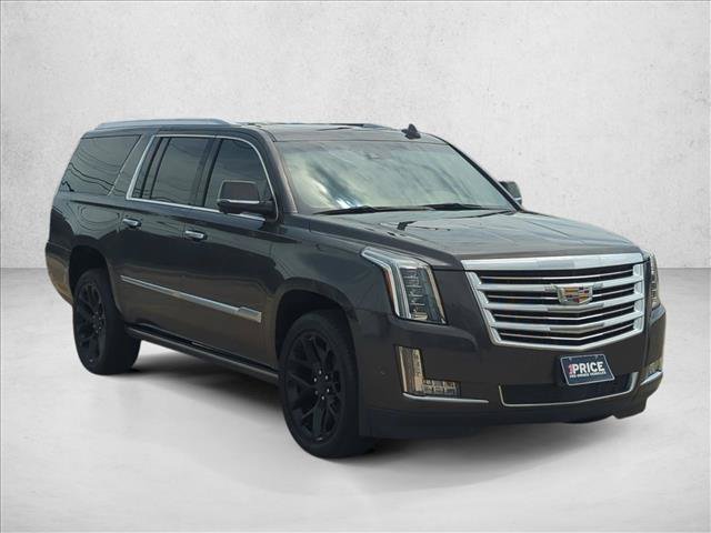 Used 2020 Cadillac Escalade ESV Platinum AWD/4WD image 3