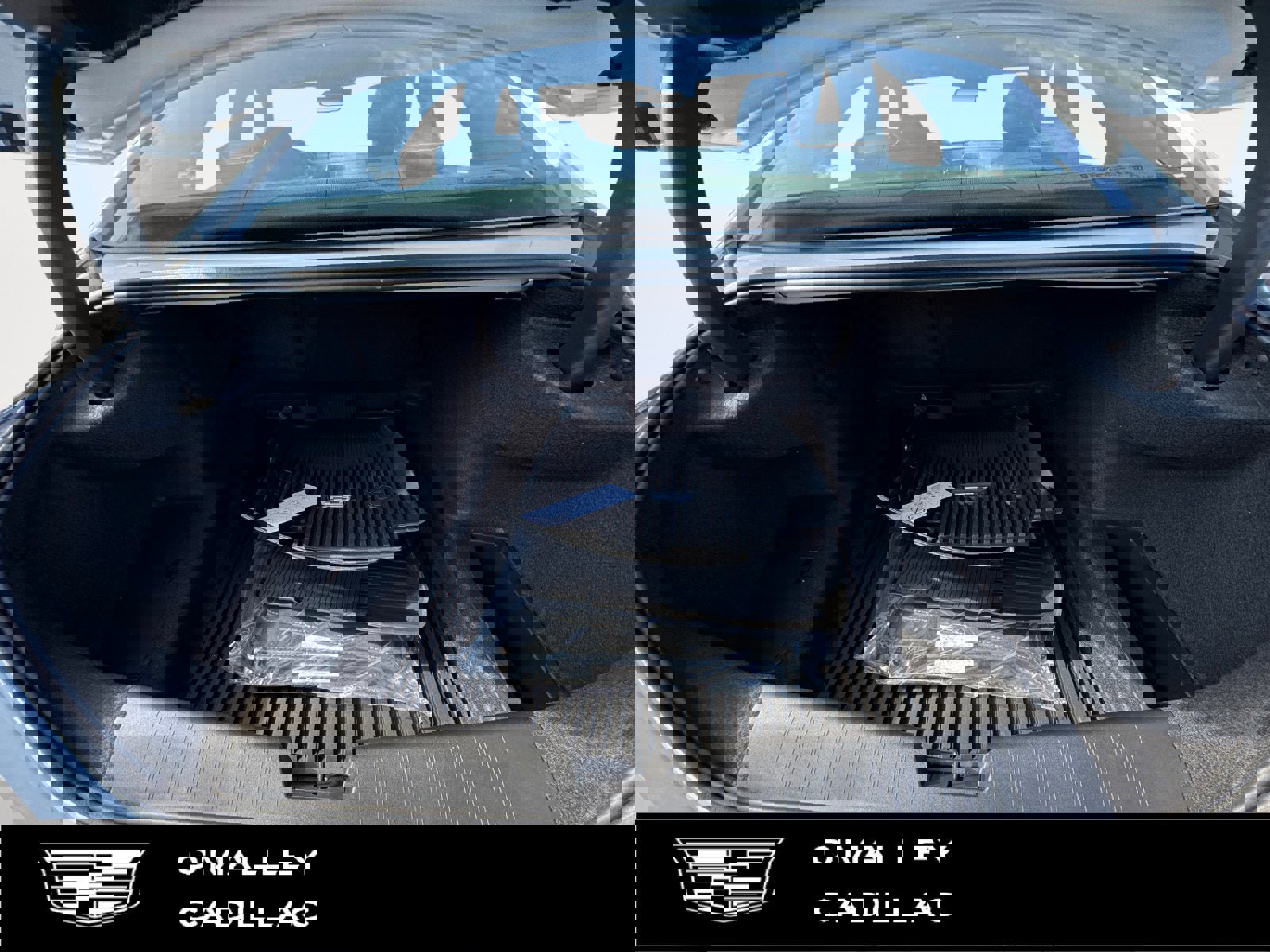 New 2026 Cadillac CT4 V w/ Technology Package AWD/4WD image 12