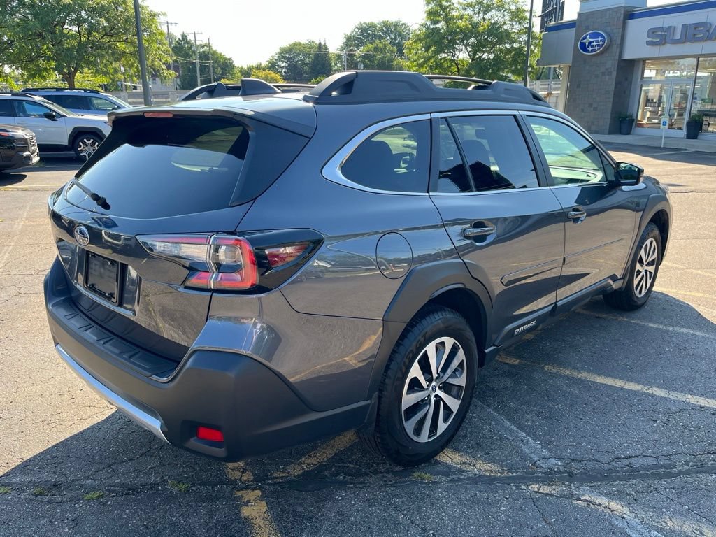 Certified 2025 Subaru Outback Premium w/ Popular Package #1A AWD/4WD image 6