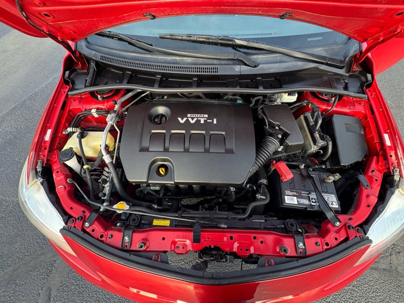 Used 2010 Toyota Corolla LE image 16