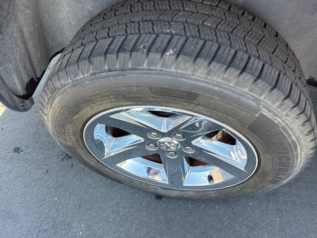 Used 2018 RAM 1500 Express RWD image 27