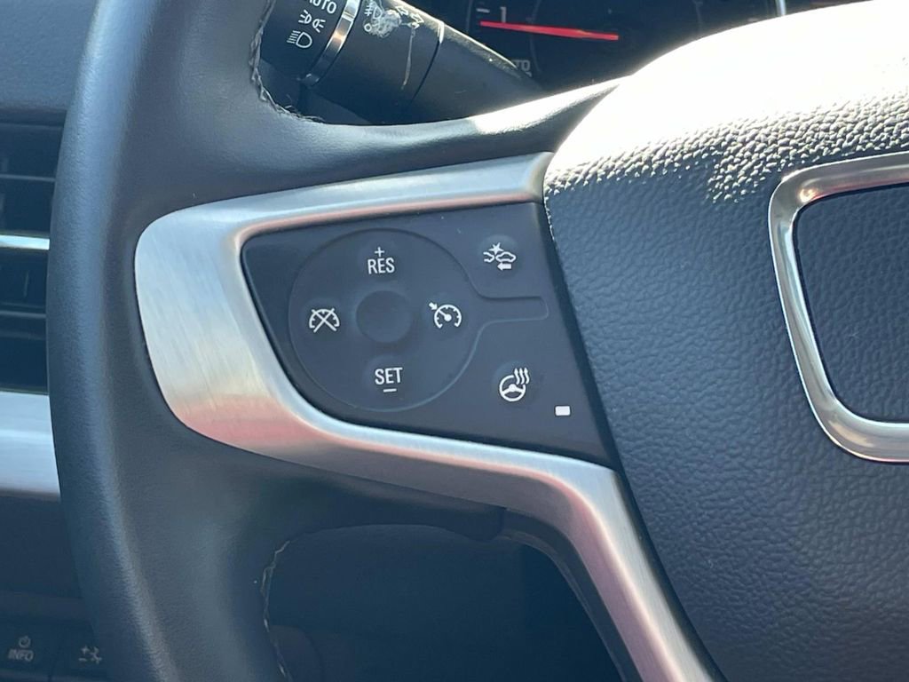 Used 2023 GMC Terrain SLT w/ Tech Package image 27