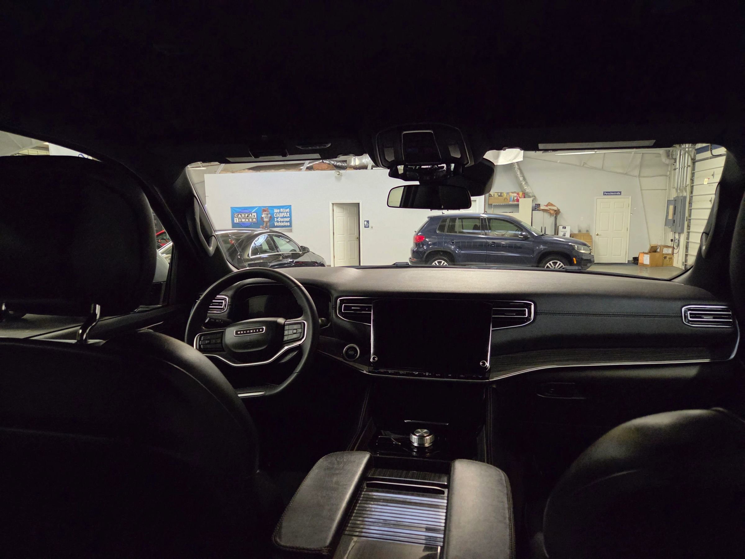 Used 2022 Jeep Wagoneer Series II image 39