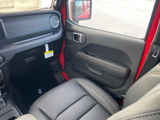 New 2026 Jeep Wrangler Unlimited Sahara AWD/4WD image 35