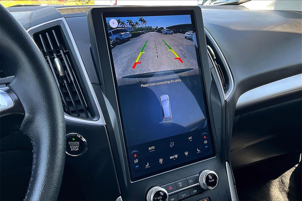 Used 2024 Ford Edge SEL image 13