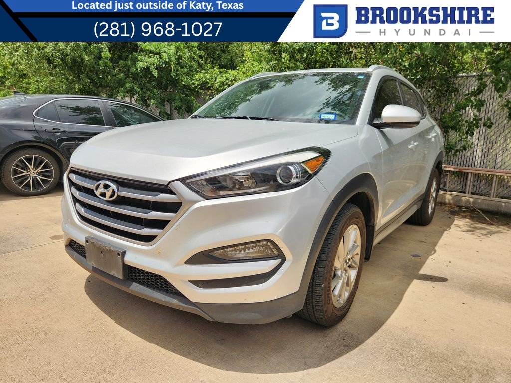 Used 2017 Hyundai Tucson SE w/ SE Popular Package 02