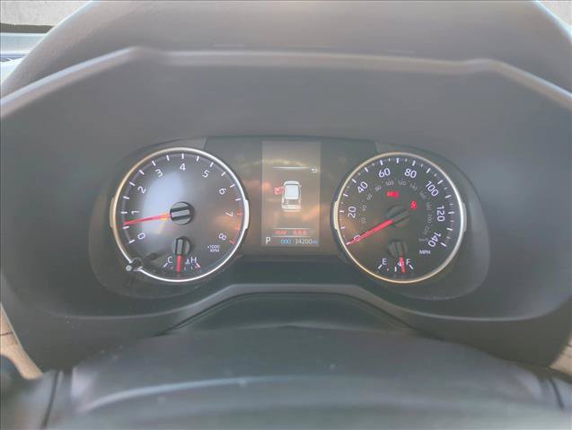 Used 2022 Toyota RAV4 LE FWD image 16