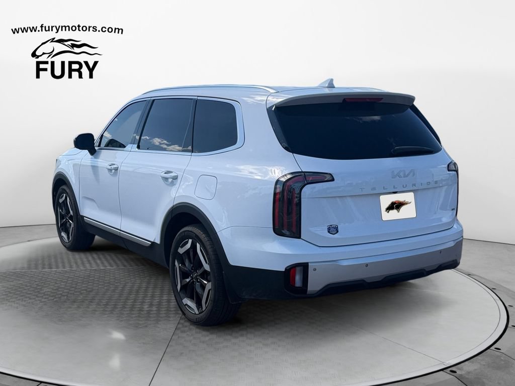 Used 2024 Kia Telluride EX AWD/4WD image 6