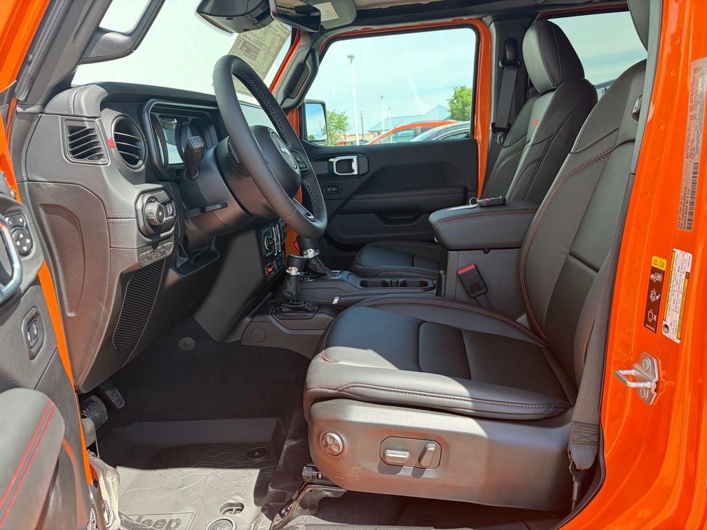 New 2026 Jeep Wrangler Unlimited Rubicon w/ Whitecap Package AWD/4WD image 11