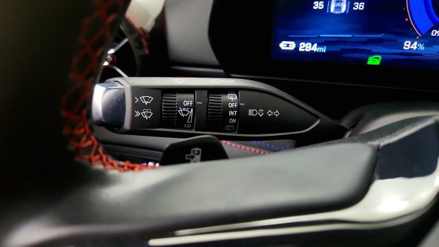 Used 2025 Chevrolet Blazer EV RS FWD image 65