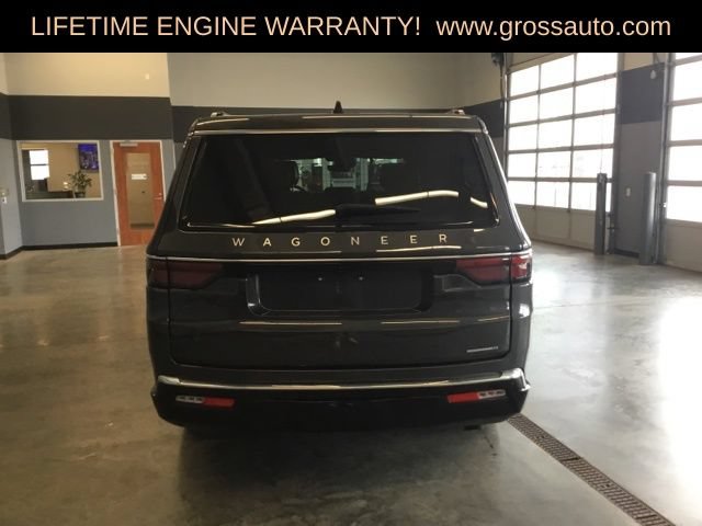 Certified 2024 Jeep Wagoneer L Series II AWD/4WD image 7