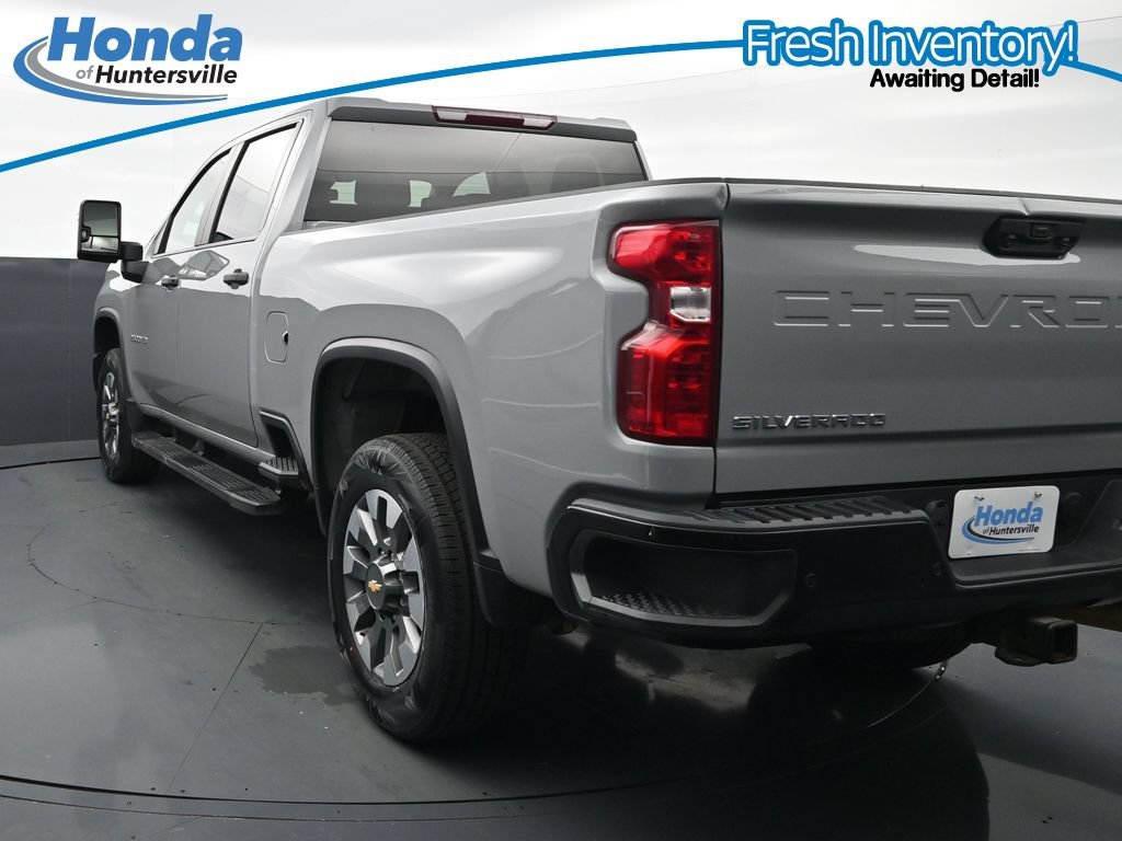 Used 2024 Chevrolet Silverado 2500 Custom w/ Custom Value Package AWD/4WD image 7