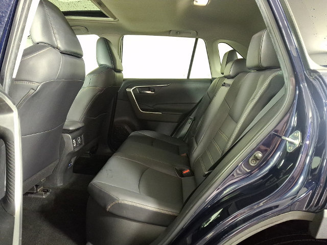 Used 2022 Toyota RAV4 XLE Premium AWD/4WD image 13