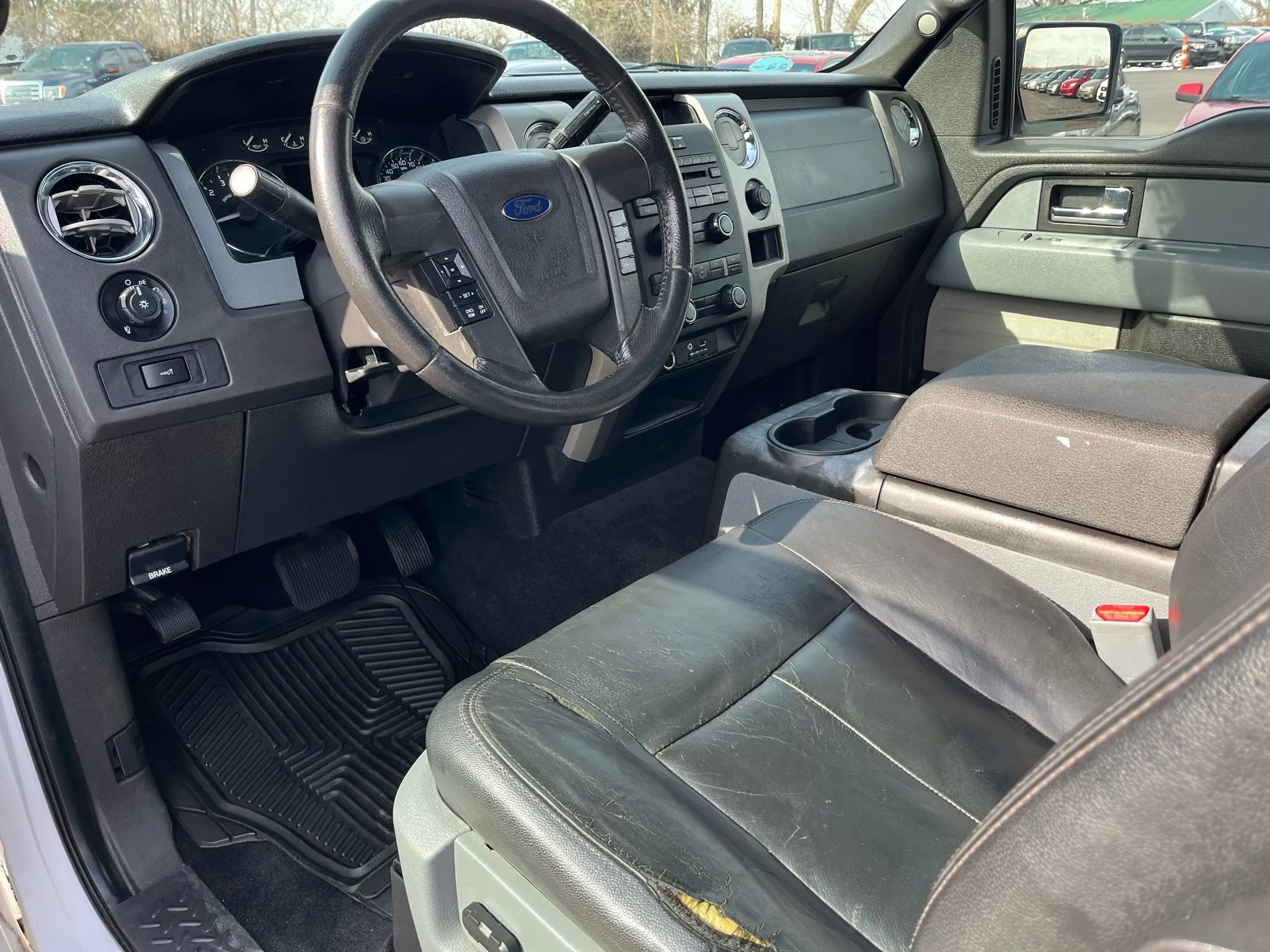 Used 2012 Ford F150 XLT w/ XLT Chrome Pkg image 6