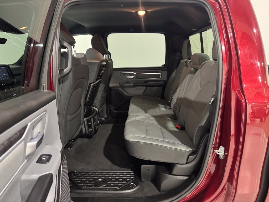 Used 2022 RAM 1500 Big Horn AWD/4WD image 19