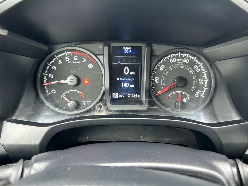 Certified 2022 Toyota Tacoma SR AWD/4WD image 10