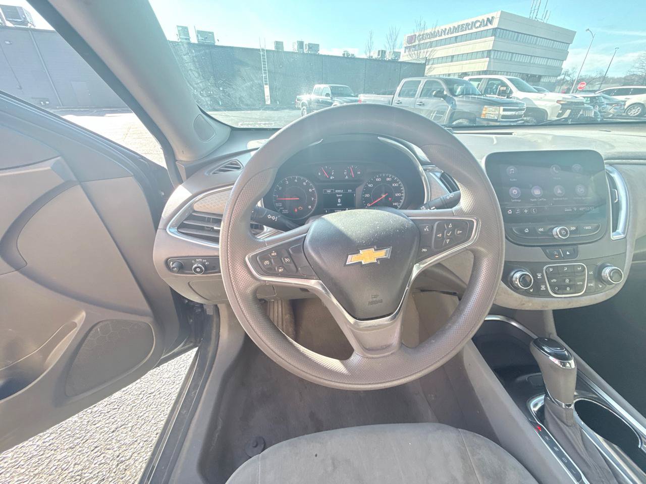 Used 2020 Chevrolet Malibu LT FWD image 14