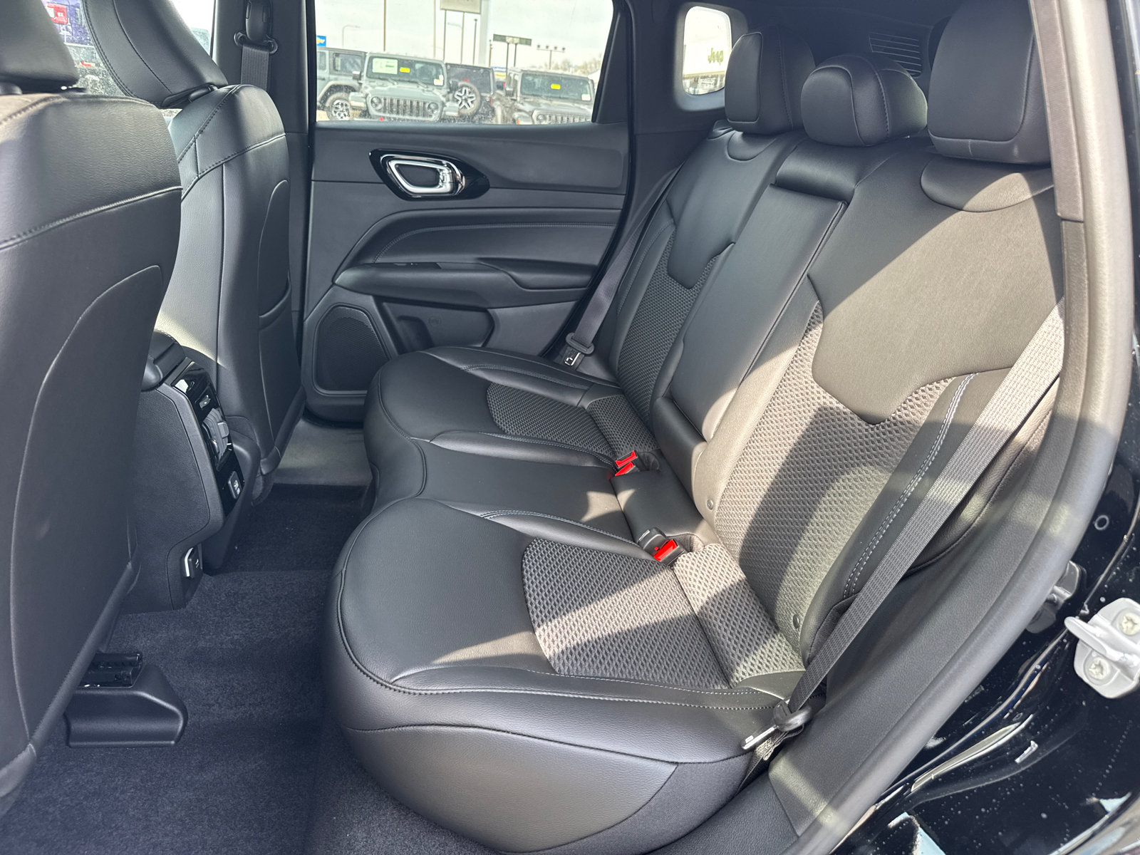 New 2026 Jeep Compass Latitude AWD/4WD image 6