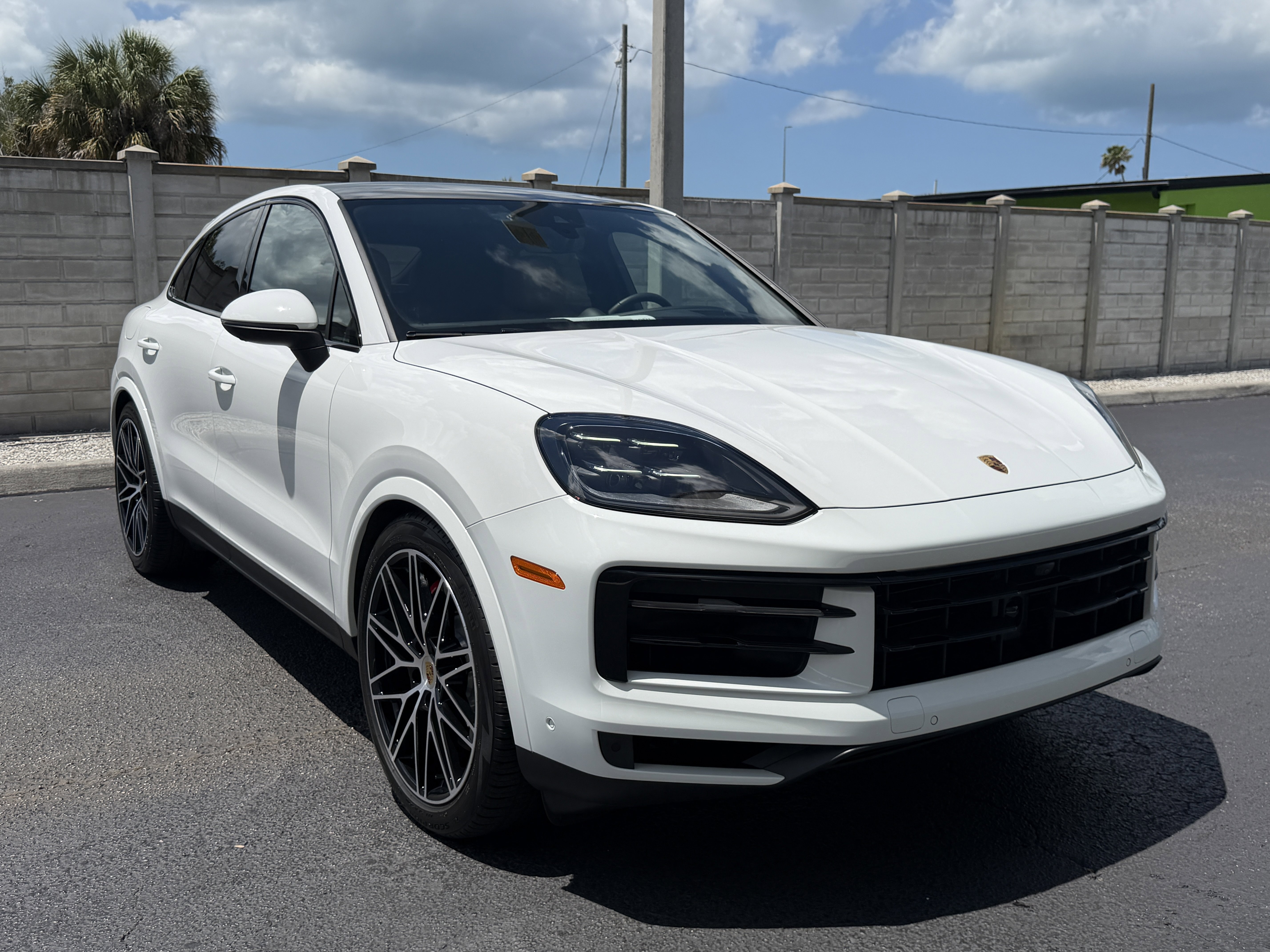 Certified 2024 Porsche Cayenne S AWD/4WD image 8