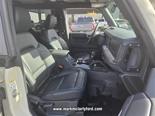 New 2025 Ford Bronco Badlands image 12
