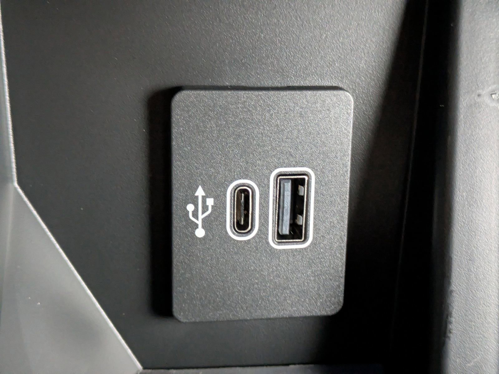 New 2025 Ford F150 Platinum w/ FX4 Off-Road Package image 26