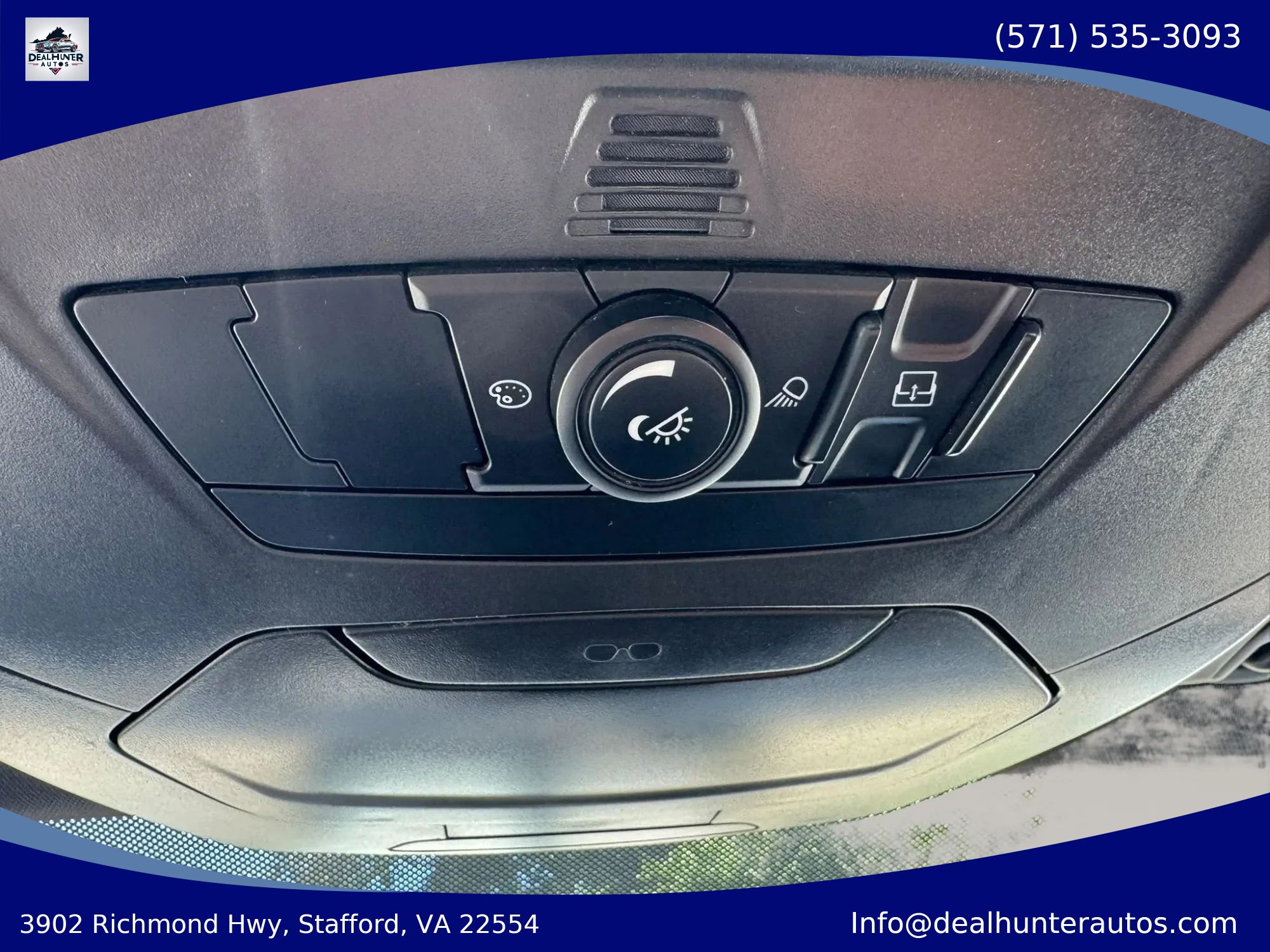 Used 2014 Ford Focus ST w/ Equipment Group 202A FWD image 24