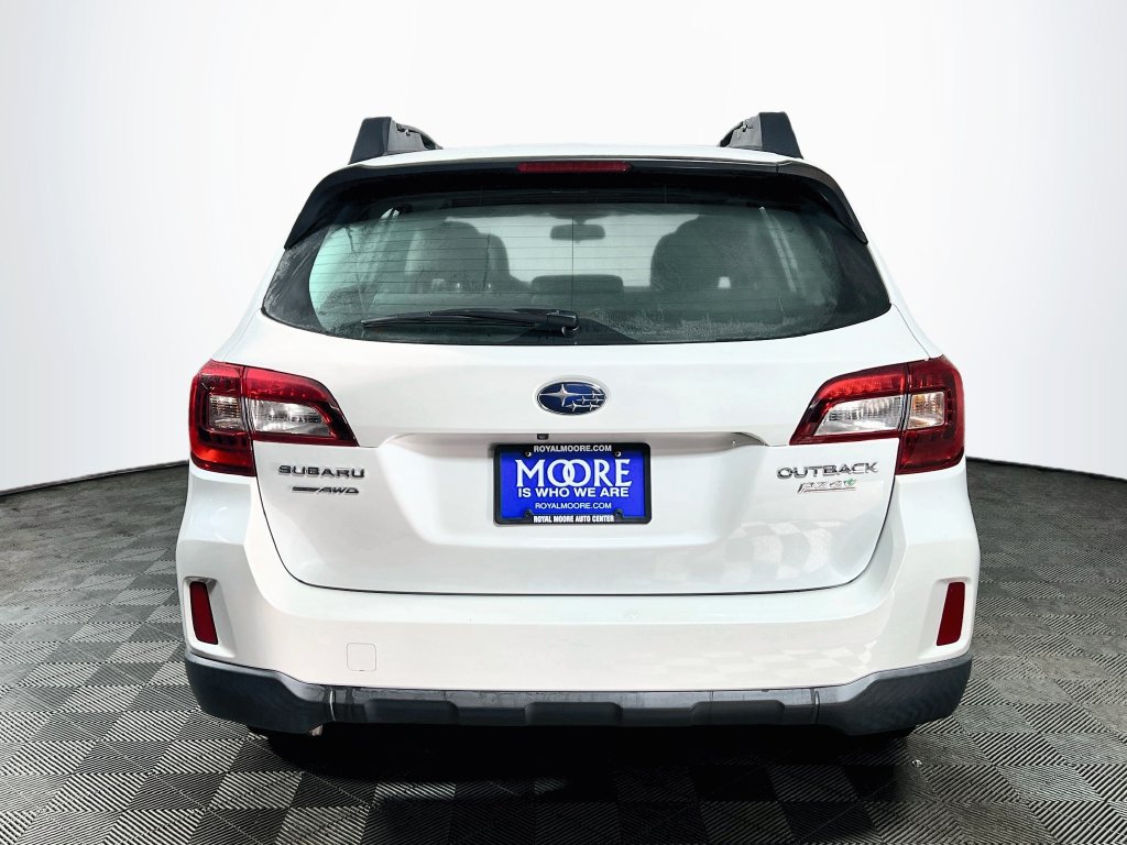 Used 2017 Subaru Outback 2.5i AWD/4WD image 6