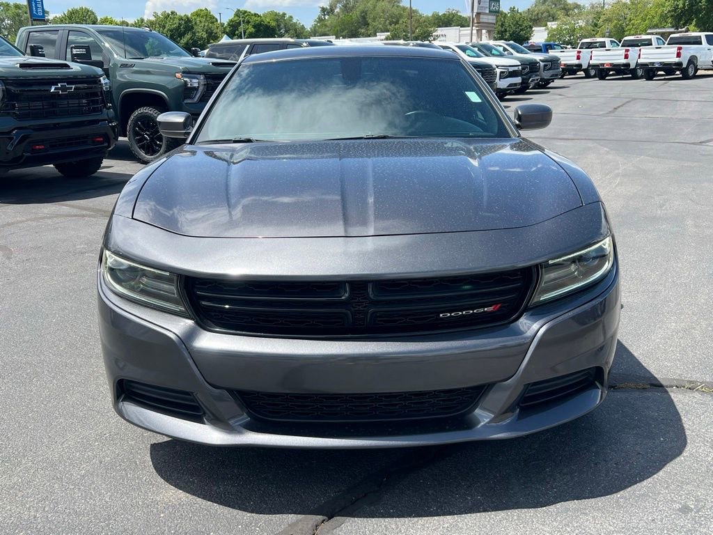Used 2022 Dodge Charger SXT w/ Plus Group RWD image 4
