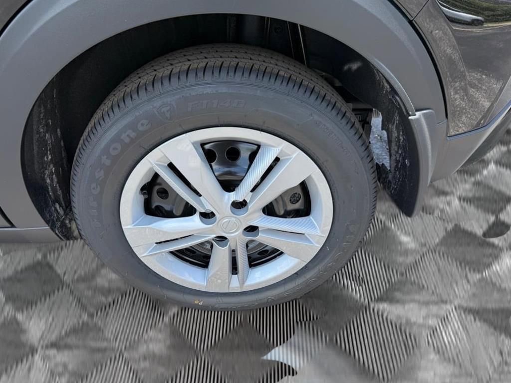 Certified 2025 Nissan Kicks Play S image 19
