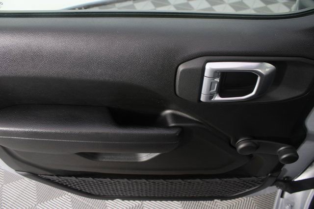 Used 2023 Jeep Gladiator Sport image 13