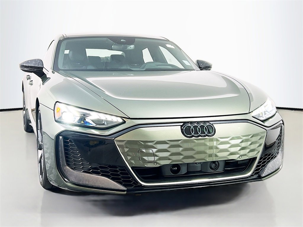 New 2026 Audi RS e-tron GT performance video 2