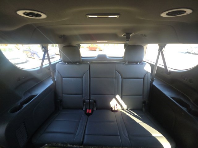 Used 2021 Chevrolet Suburban LT AWD/4WD image 13