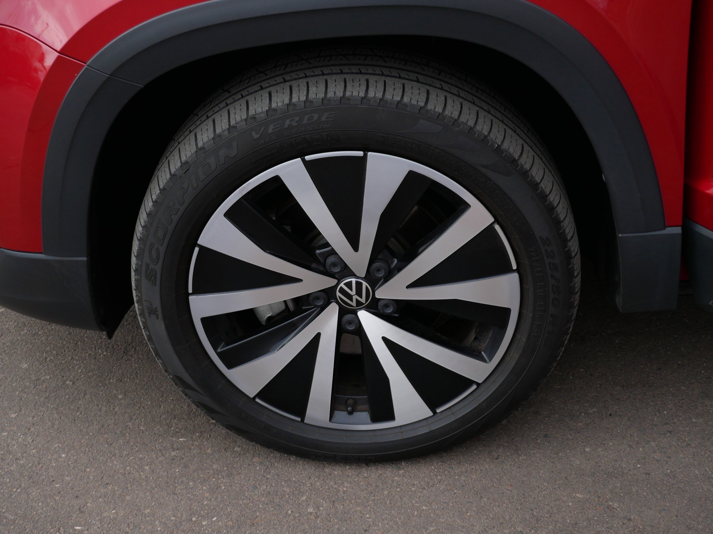 Used 2022 Volkswagen Taos SE image 15