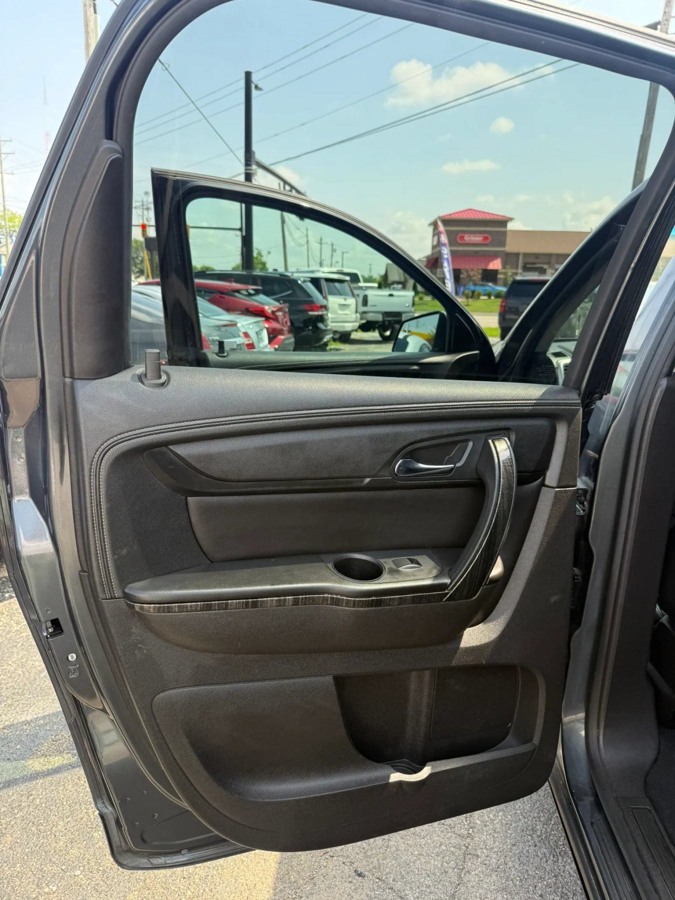 Used 2014 GMC Acadia SLT FWD image 16