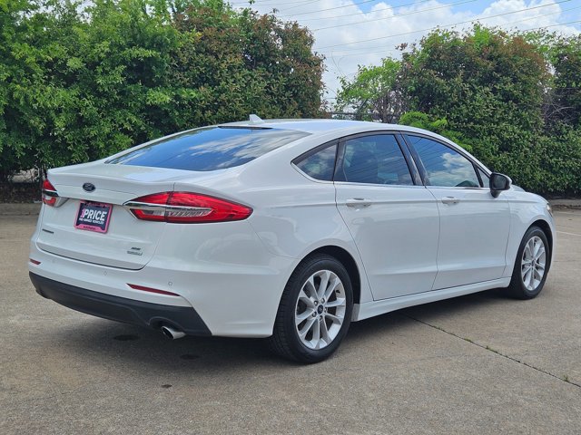 Used 2020 Ford Fusion SE image 5