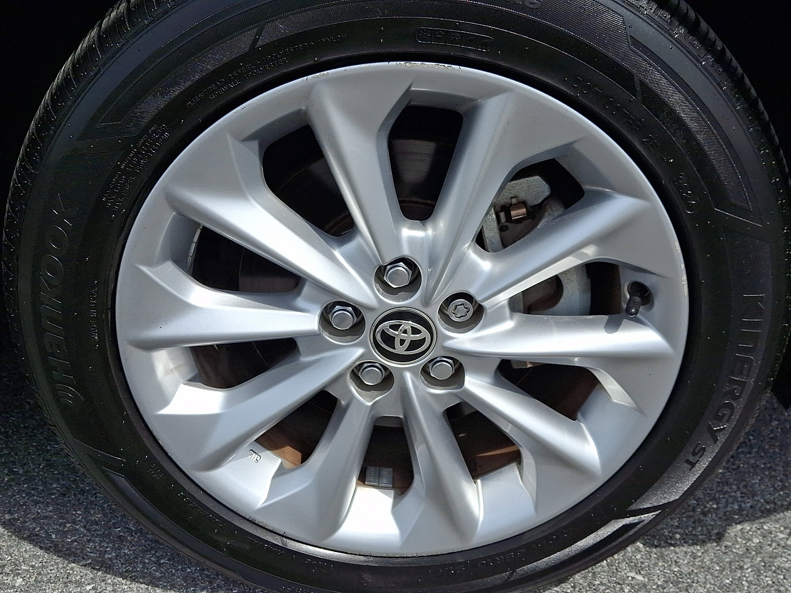 Used 2021 Toyota Corolla LE w/ LE Convenience Package FWD image 8