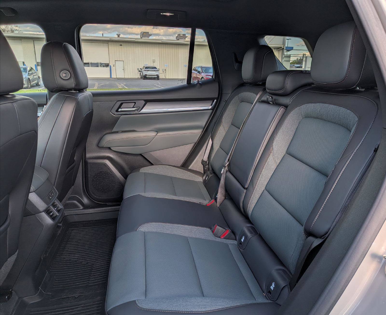 New 2026 GMC Terrain AT4 w/ Convenience Package III AWD/4WD image 21