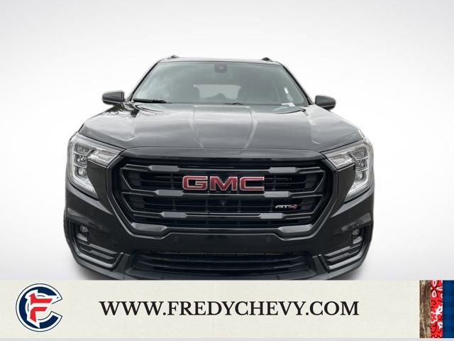 Used 2022 GMC Terrain AT4 w/ Tech Package image 10