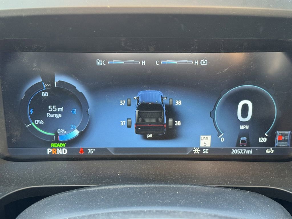 Used 2025 Ford F150 Lightning Flash image 22