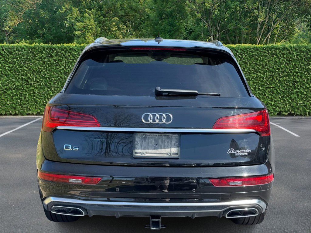 Used 2025 Audi Q5 e Premium Plus w/ Premium Plus Package image 8