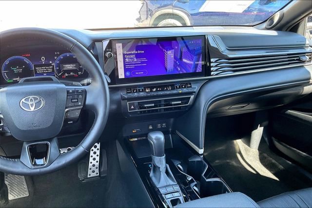 Used 2025 Toyota Camry XSE w/ Premium Plus Package image 5