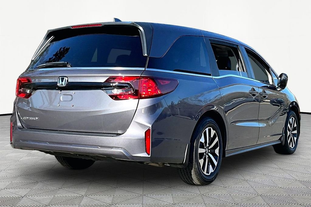 Certified 2025 Honda Odyssey EX-L image 6