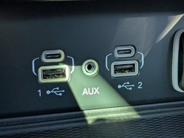 New 2025 Jeep Grand Cherokee Altitude image 20