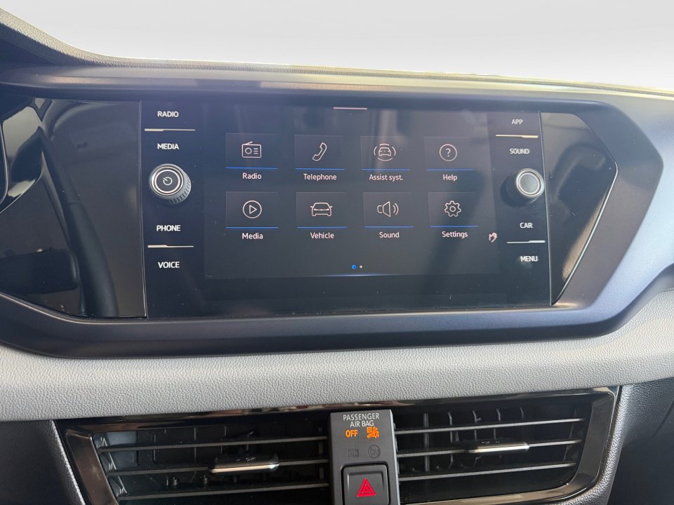 Certified 2022 Volkswagen Taos SE w/ Panoramic Sunroof Package image 21