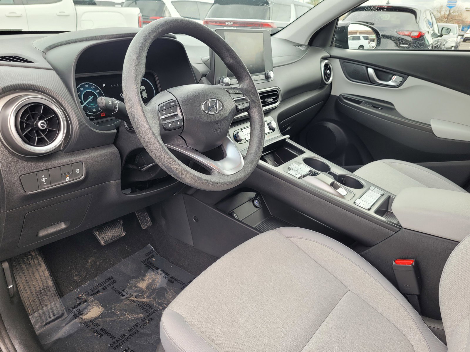 Used 2023 Hyundai Kona SE image 9