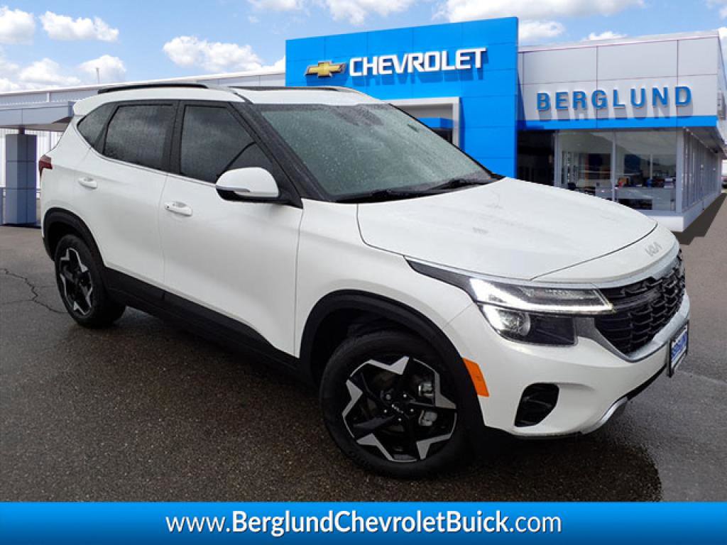Used 2025 Kia Seltos EX w/ EX Sunroof Package image 1
