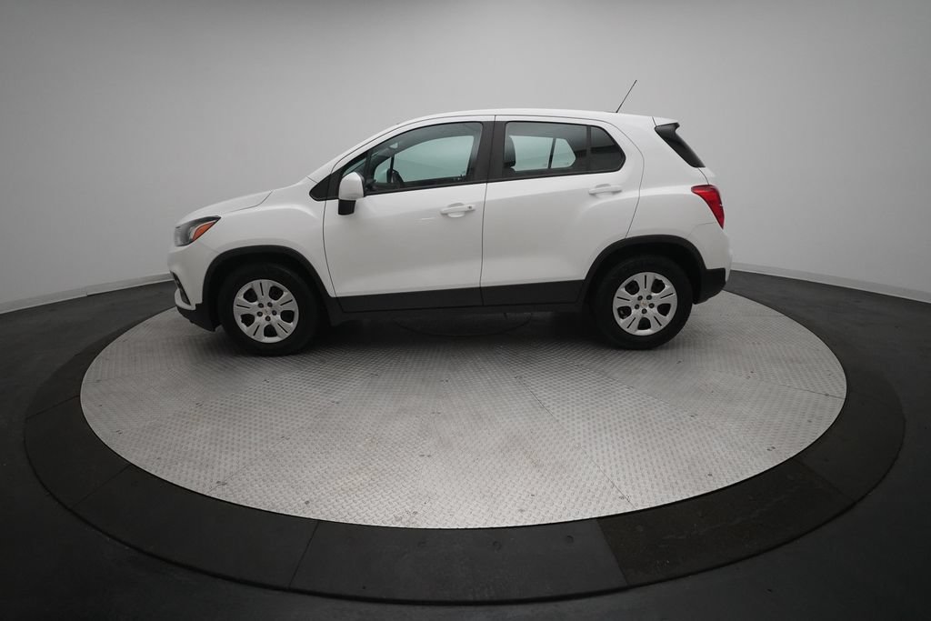 Used 2017 Chevrolet Trax LS FWD image 22