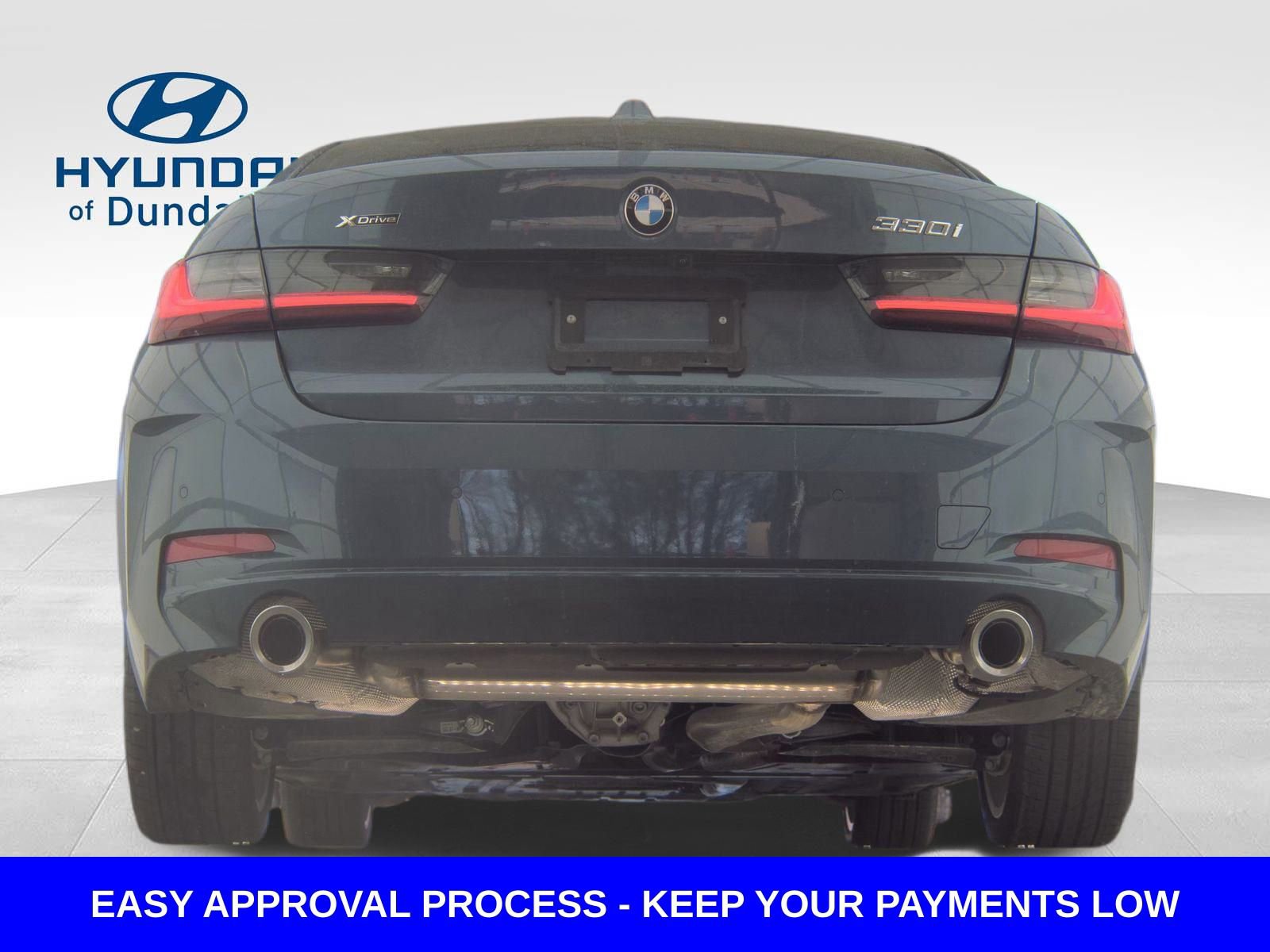 Used 2025 BMW 330i xDrive Sedan w/ Premium Package image 11