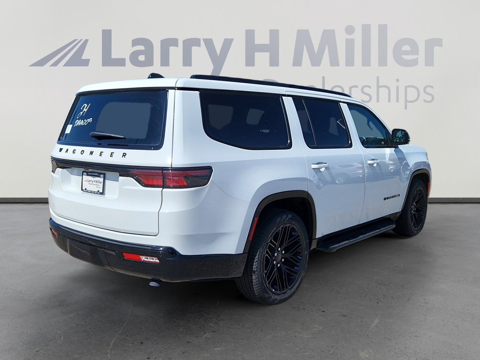 New 2025 Jeep Wagoneer Series II w/ Convenience Group I image 6